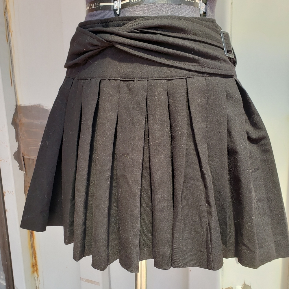 Black mini skirt with tie front.